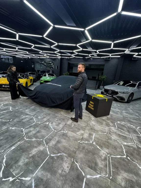 Zeekr BROOK AUTO — дилер Зикр в Москве